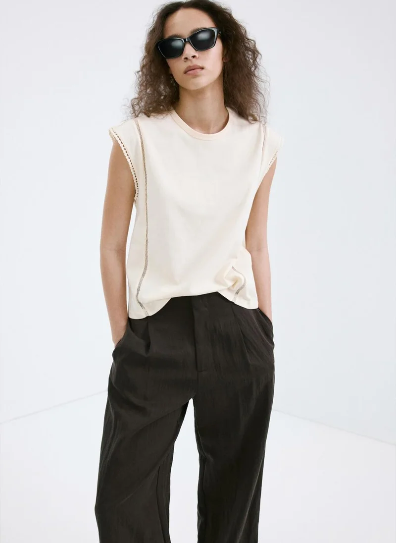 مانجو Embroidered openwork cotton T-shirt