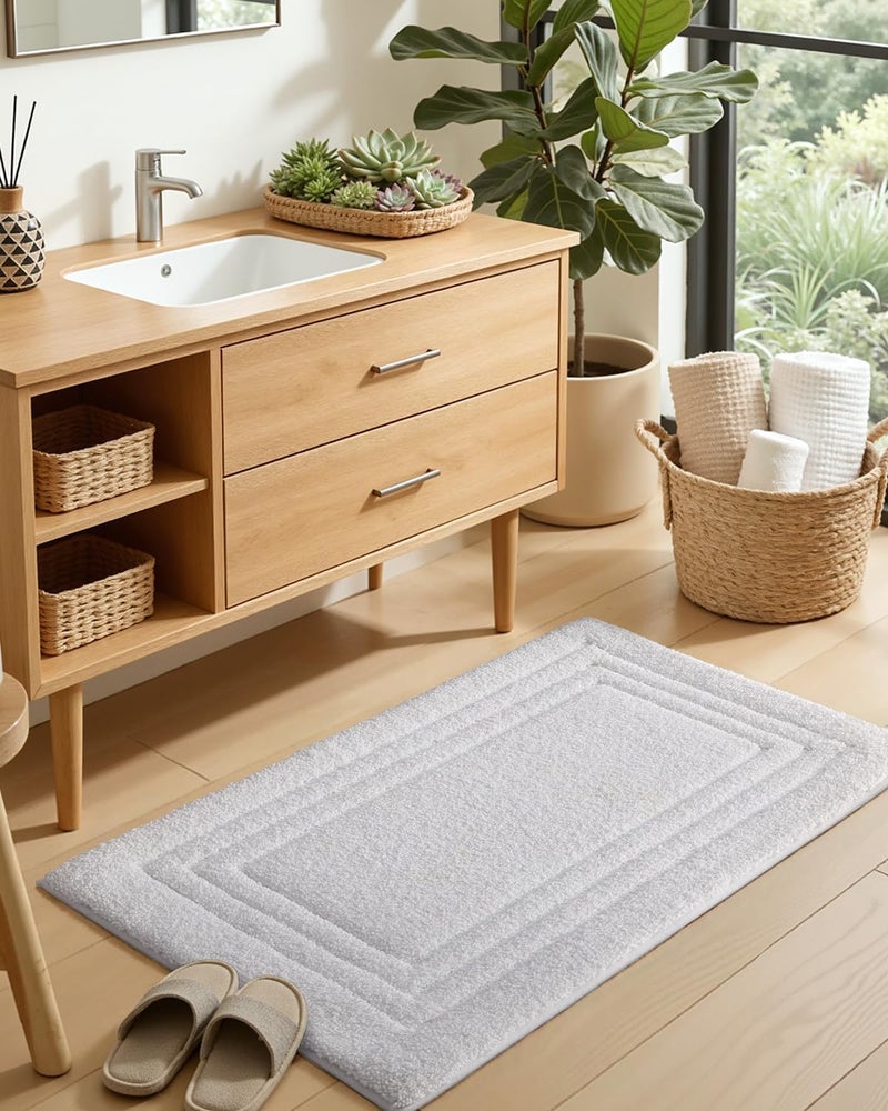 Bathroom Mat 50 x 80 cm, Non Slip Washable Bathroom Rug, Soft Absorbent Shower Floor Rugs with Rubber Backing, Microfiber Bathmat for Tub, Sink Accessories Decor, White - Image 4
