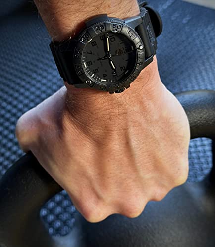 Luminox Year-Round Leatherback Sea Turtle 0300 Series Quartz Watch - Image 5