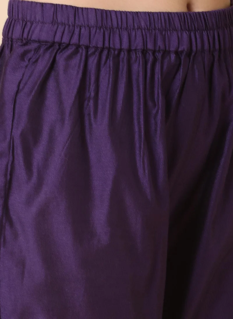 جلو باص قميص نسائي مطرز بالزهور بياقة مستديرة وأكمام ثلاثة أرباع مع بنطلون