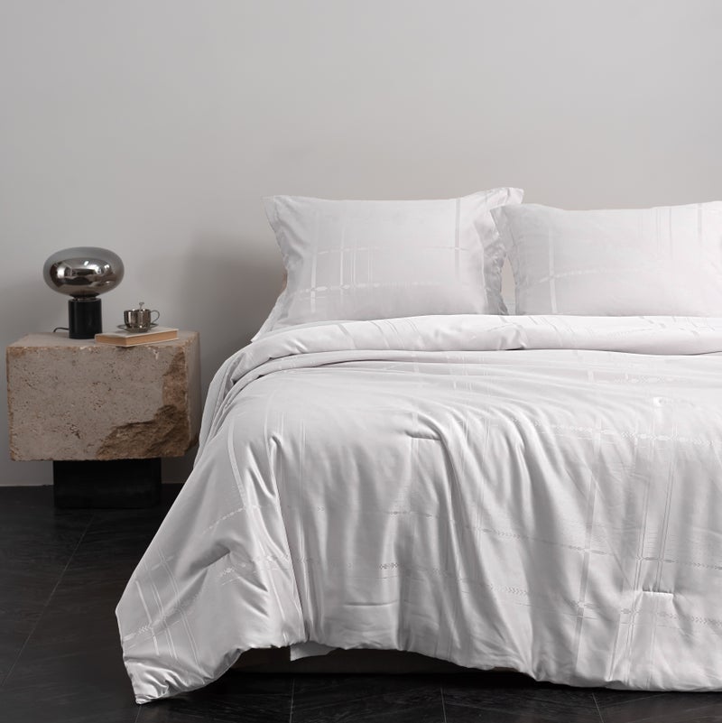 هوم توبيا HOMETOPIA طقم لحاف فاخر 6 قطع بتصميم جاكار، ناعم كالحرير، لون سادة أنيق، مقاس كبير 264×229 سم، مناسب لجميع الفصول ولغرف المكيف - Image 4