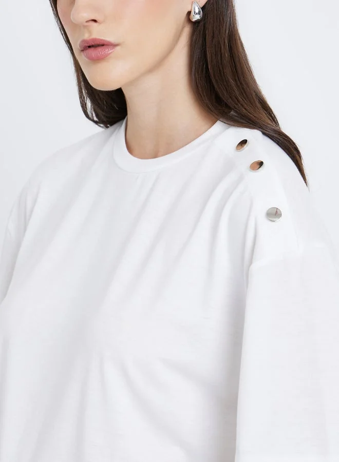 Styli Styli White Oversized T-Shirt with Button Detail