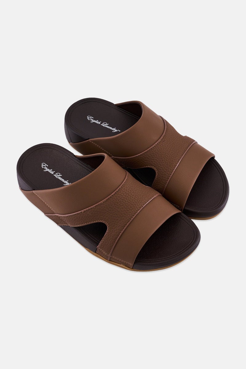 English Laundry Men Slip On Arabic Sandals, Brown - Image 2