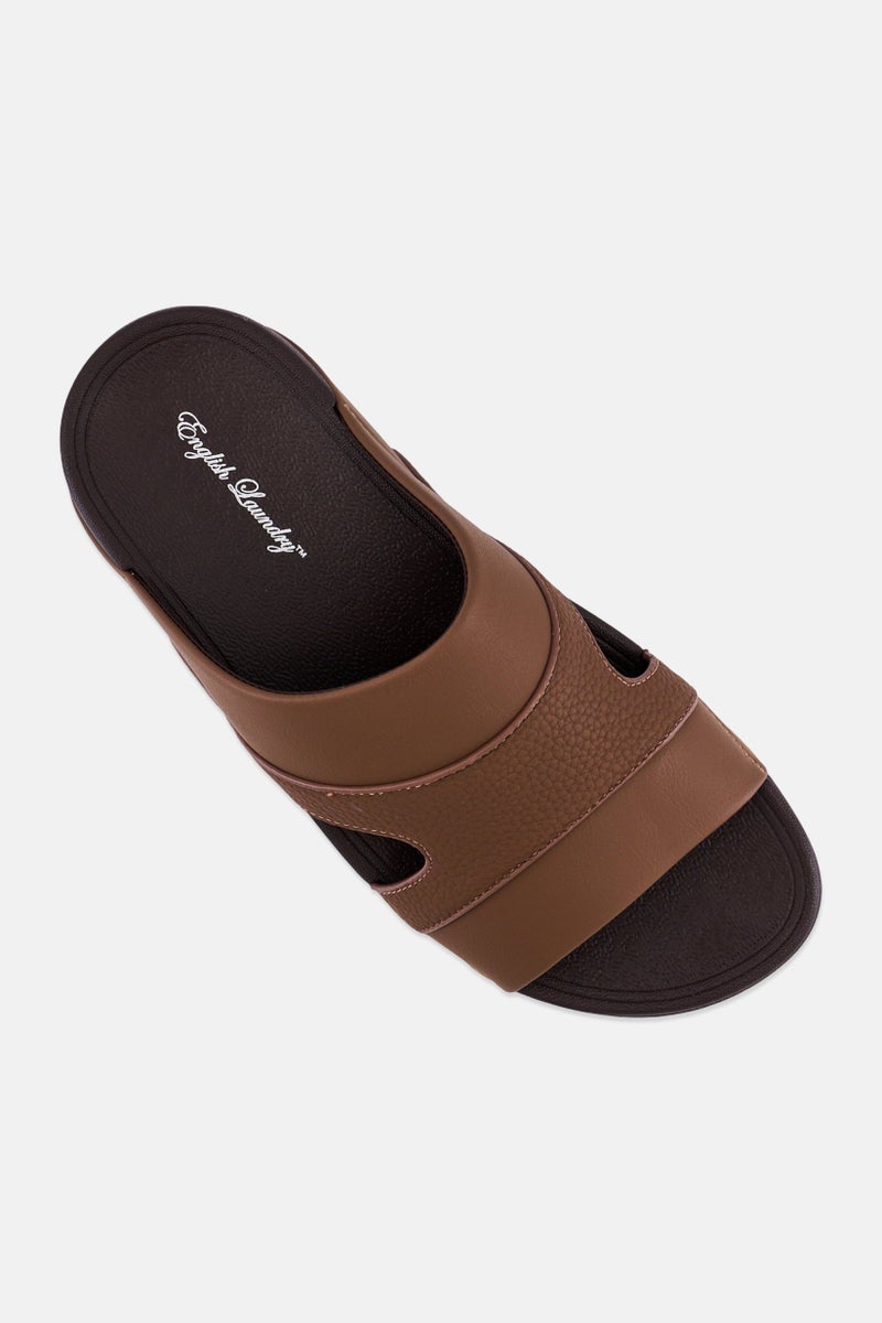 English Laundry Men Slip On Arabic Sandals, Brown - Image 4