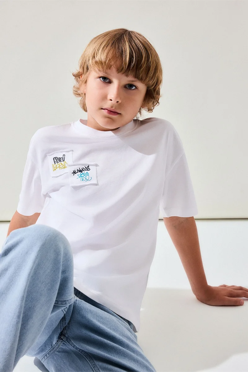 ديفاكتو Oversize Fit Short Sleeve T-Shirt