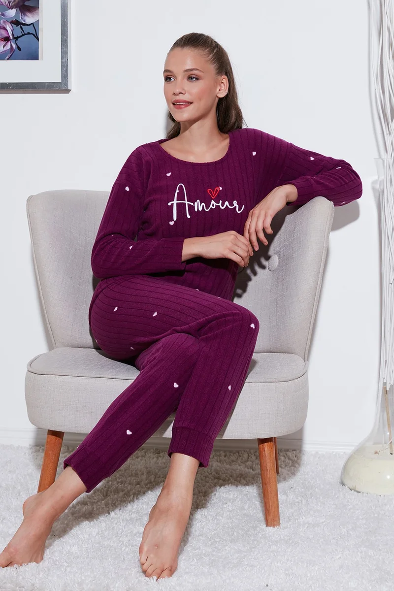 ليلا Standard Fit Crew Neck Pajama Set Women's Pajama Set 6093735