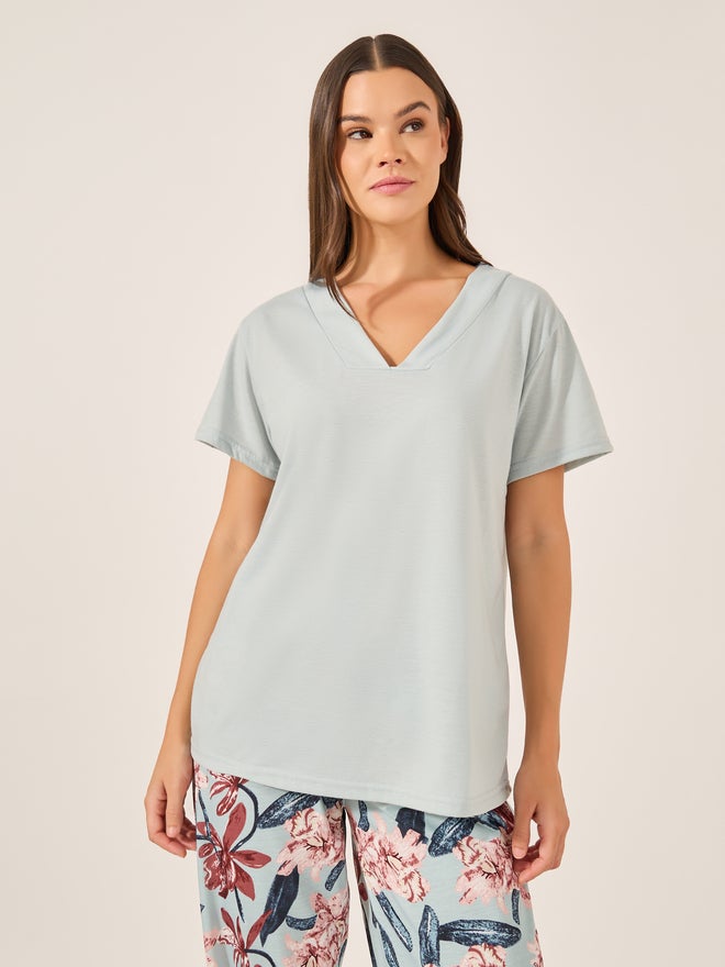 ستايلي طقم بيجامة من في-نيك ستايلي مع نقشة زهور - Image 3