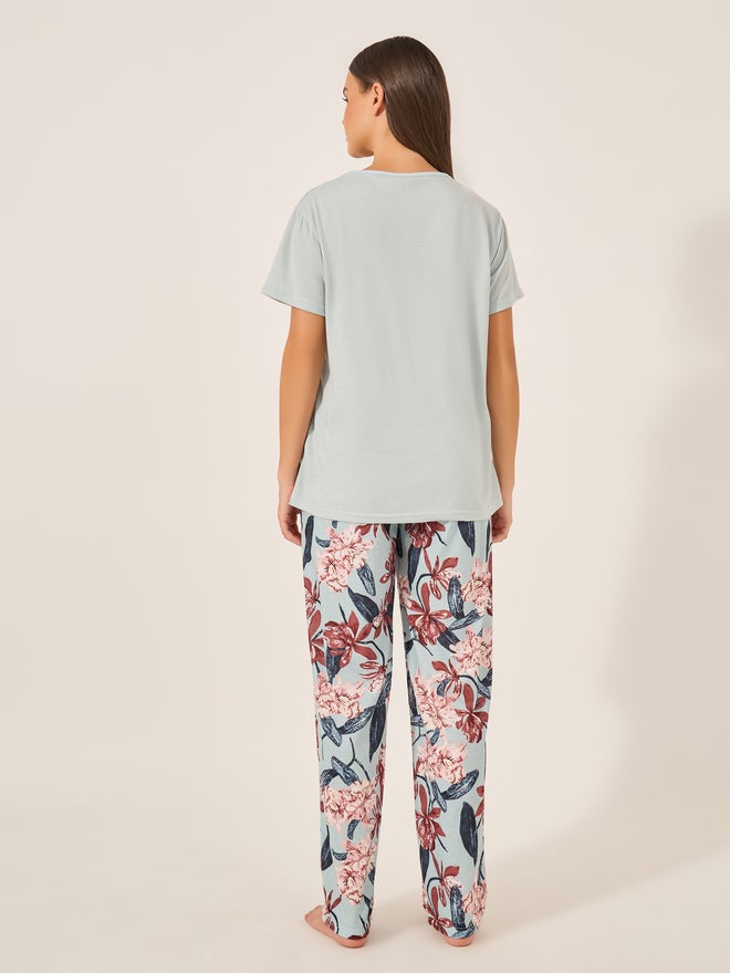 ستايلي طقم بيجامة من في-نيك ستايلي مع نقشة زهور - Image 5