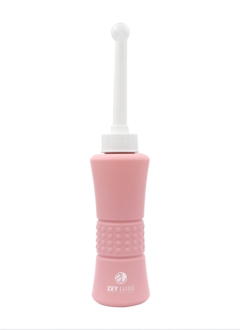 ZEY LUXE ZEY LUXE Portable Bottle 500ml - Bidet with Waterproof Pouch and Cap PP + TPR - Leak Proof & Scratch Resistant - Perineal Clean for Postpartum Hemorrhoids Healing - Maternity Kit Essentials - Pink  - Image 2