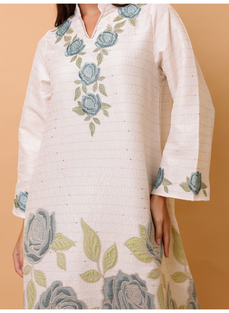 IKKXA Beautiful Design Printed Jalabiya Big Flowers Details - Image 5