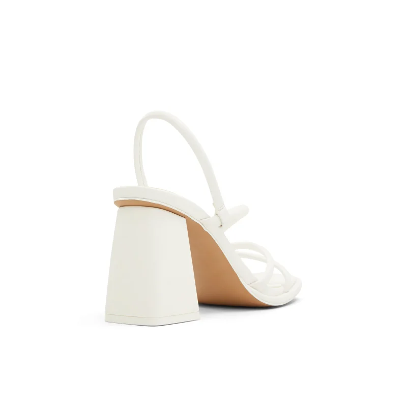Call it Spring LUXE