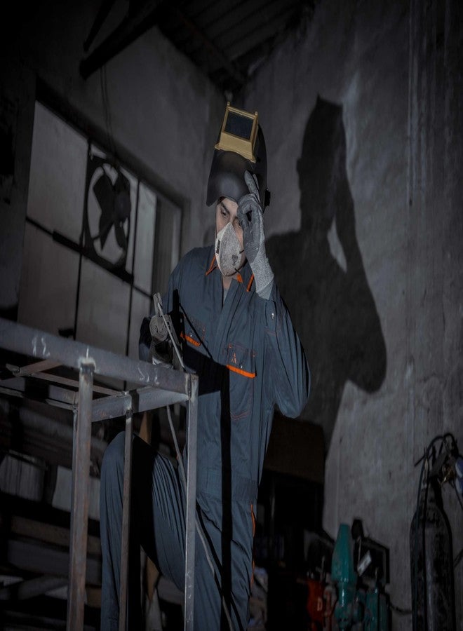 كرم قناع تنفس لحام كرم FFP2 للاستخدام مرة واحدة | رباط رأس قابل للتعديل، يُرشّح الجزيئات والأبخرة والدخان | RFH 32+ OV (رمادي) عبوة من 20 - Image 4