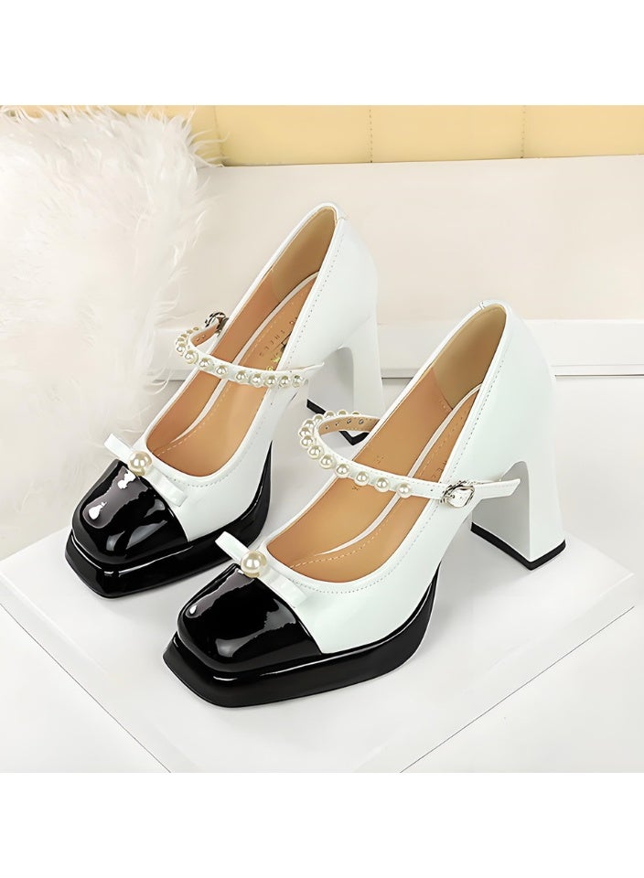 بيج تري أحذية ماري جين الكعب العالي المغلق مربع إصبع القدم مع أحزمة الخرز الأبيض / الأسود - Image 1