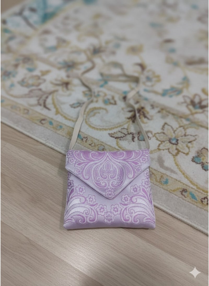 Premium Soft Velvet Prayer Mat Set with Matching Carrying Bag - Elegant Islamic Pattern - Portable & Comfortable Design. - Image 5