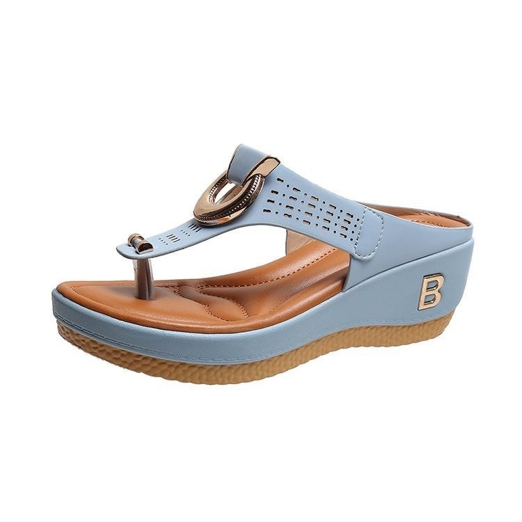 foreign trade women''s shoes 2022 summer new beach flip-flops Women''s and women''s sandals in stock - Image 1