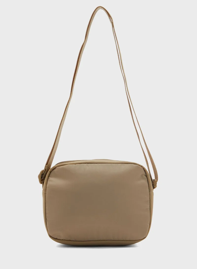 PUMA Core Her Compact Messenger