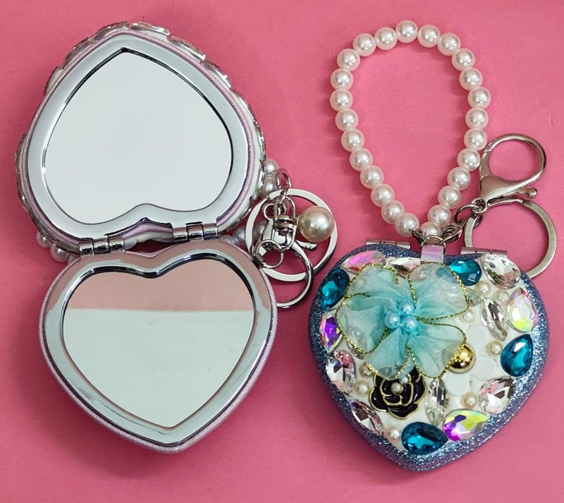 Tera13 TERA 13 Heart Shape Mirror Keyring 1 Pcs Mini Crystal Mirror Compact Portable Ideal for Travel Personal Grooming 28L x 3W inches - Image 2