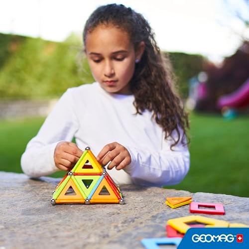 GEOMAG ألعاب مغناطيسية ملونة من جيوماغ للأطفال من عمر 5 سنوات 78 قطعة تعليمية STEM مغناطيسات للأطفال مصنوعة في سويسرا من كتل وبلاط مغناطيسي من 100% بلاستيك معاد تدويره - Image 5