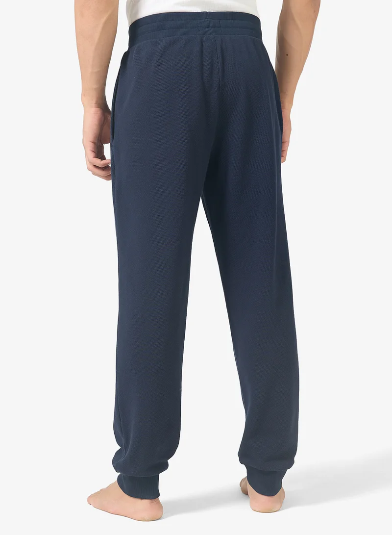 امبوريو ارماني بيجامة برباط بشعار