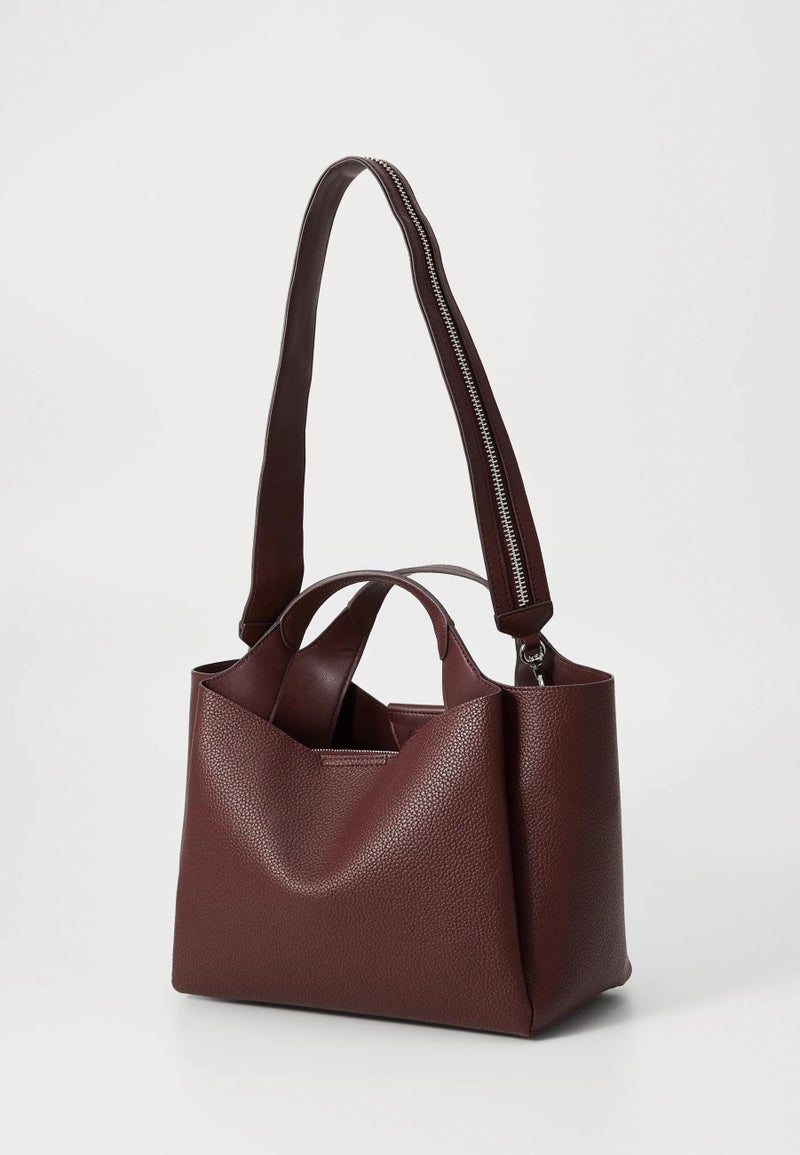 دكني حقيبة يد علوية بشعار ويلا - Image 2