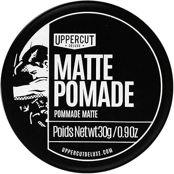 Uppercut Deluxe بومادة أبيركات ديلوكس غير اللامعة متوسطة الثبات بدون لمعان لمظهر كلاسيكي خالد مناسبة لجميع أنواع وأطوال الشعر 30 جرام - Image 1