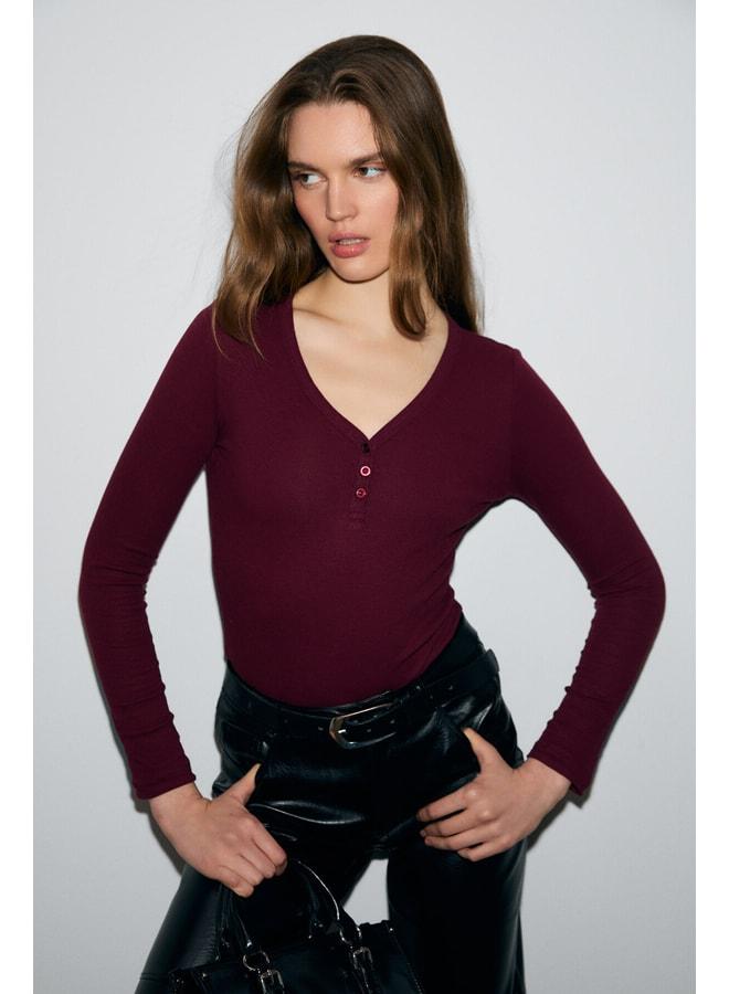 GRIMELANGE KALANI Women's Long Sleeve Snap V-Neck Embellished Button Burgundy Blouse. - Image 2