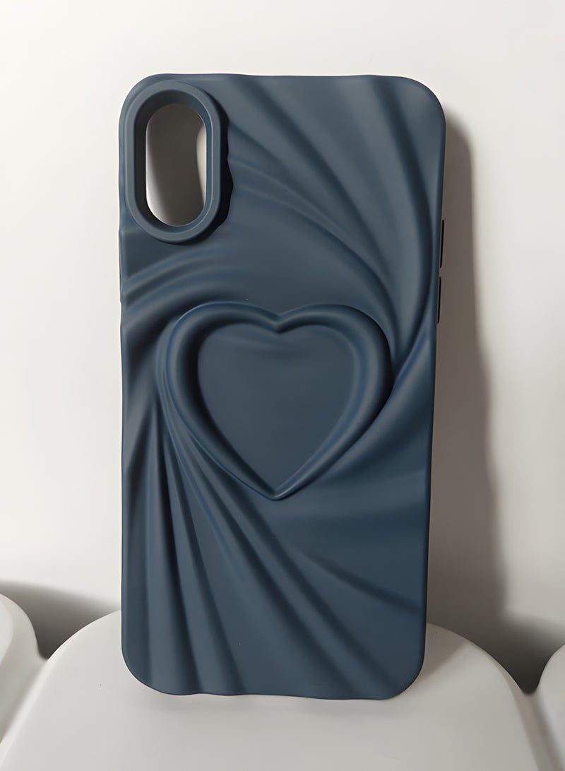 جراب خلفي فاخر لهاتف ايفون XS Max غير لامع بتصميم قلب، مقاوم للصدمات، يحمي الكاميرا من الخدوش، بنقشة حريرية ثلاثية الأبعاد بارزة، مصنوع من مادة TPU غير لامعة عصرية، جراب سيليكون ناعم و أنيق للفتيات والسيدات لهاتف iPhone XS Max (أزرق غامق، مقاوم للصدمات) - Image 4