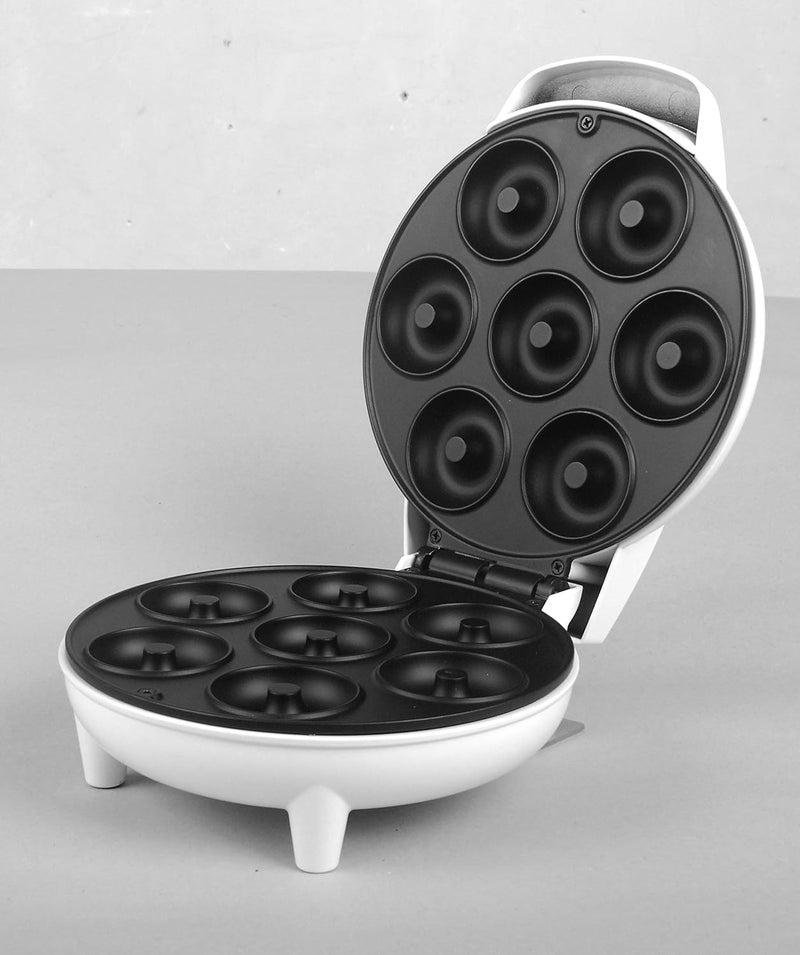 COURANT Mini Donut Maker Machine for Holiday, Kid-Friendly, Breakfast or Snack, Desserts & More with Non-stick Surface, Makes 7 Doughnuts, White - Image 4