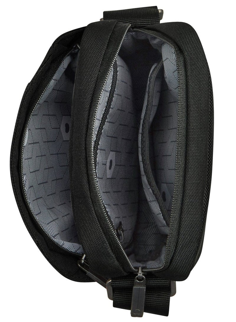 ديلسي _باريس حقيبة كروس بودي صغيرة عمودية بجيوب بيكبوس - أسود - Image 3