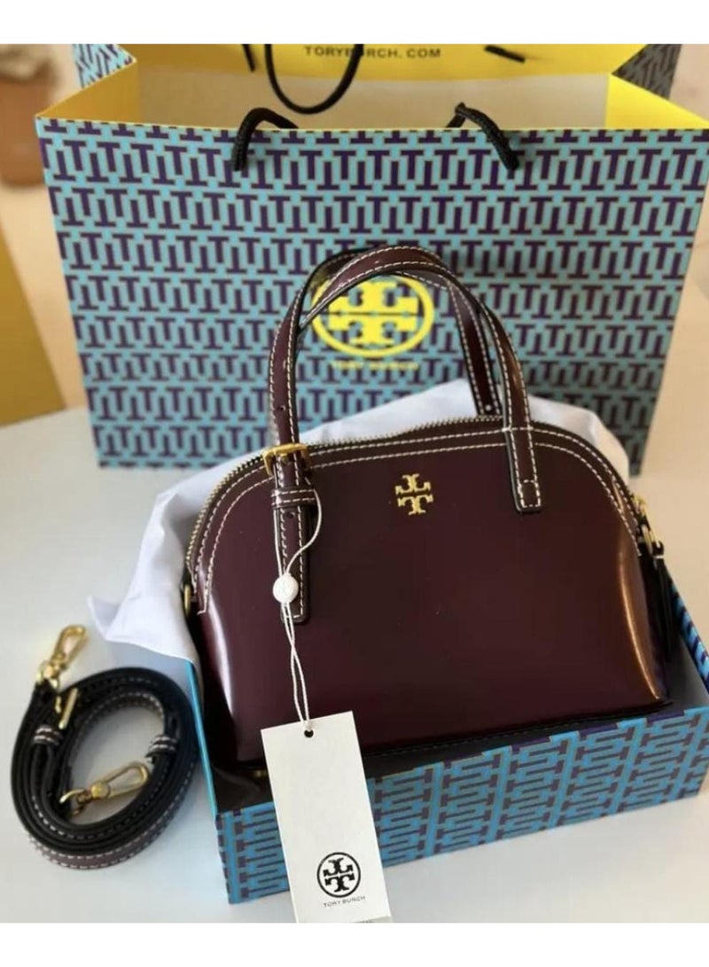 Luxurious and elegant women's bag