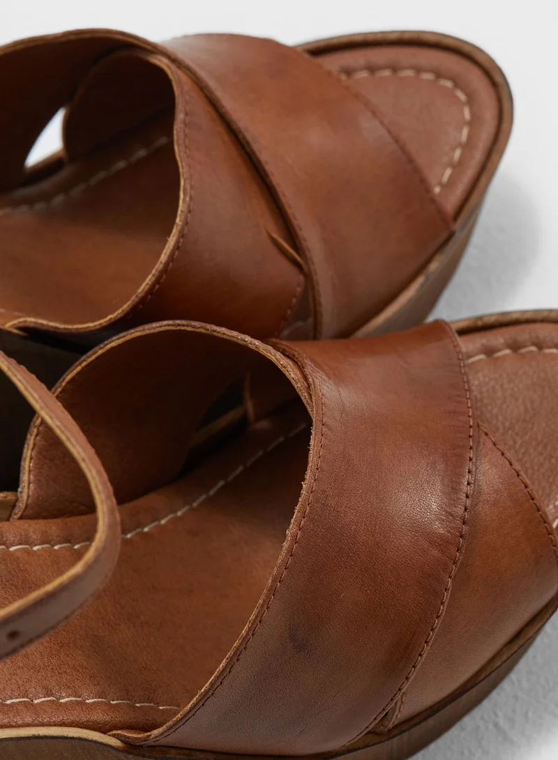 TOPSHOP Whisk X Strap Wedge