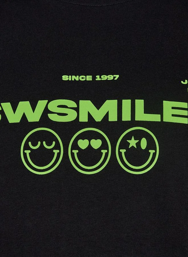 SP Characters Men Regular Fit Crew Neck Short Sleeves SmileyWorld Print T shirt
