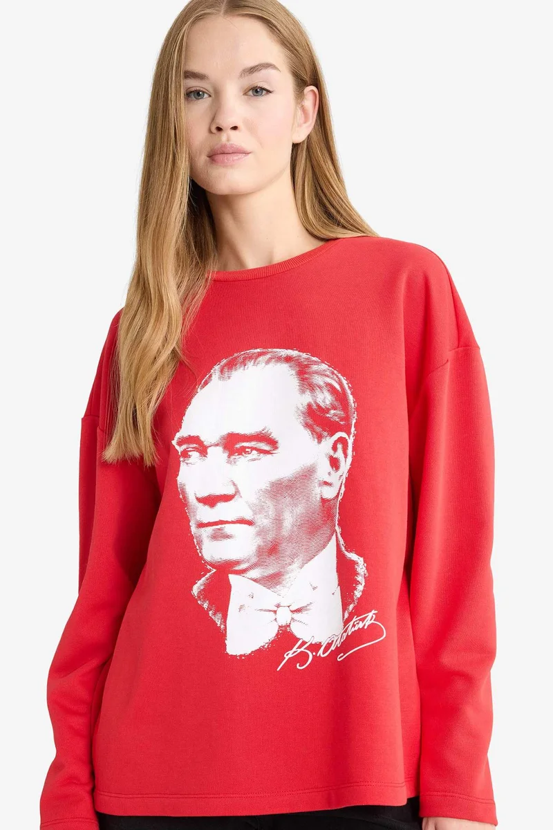 ديفاكتو Oversize Fit Crew Neck Printed Thick Sweatshirt Fabric Long Sleeve T-Shirt