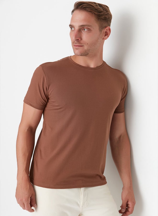 trendyol Brown Regular Fit Short Sleeve T-Shirt TMNSS22TS0271 - Image 4