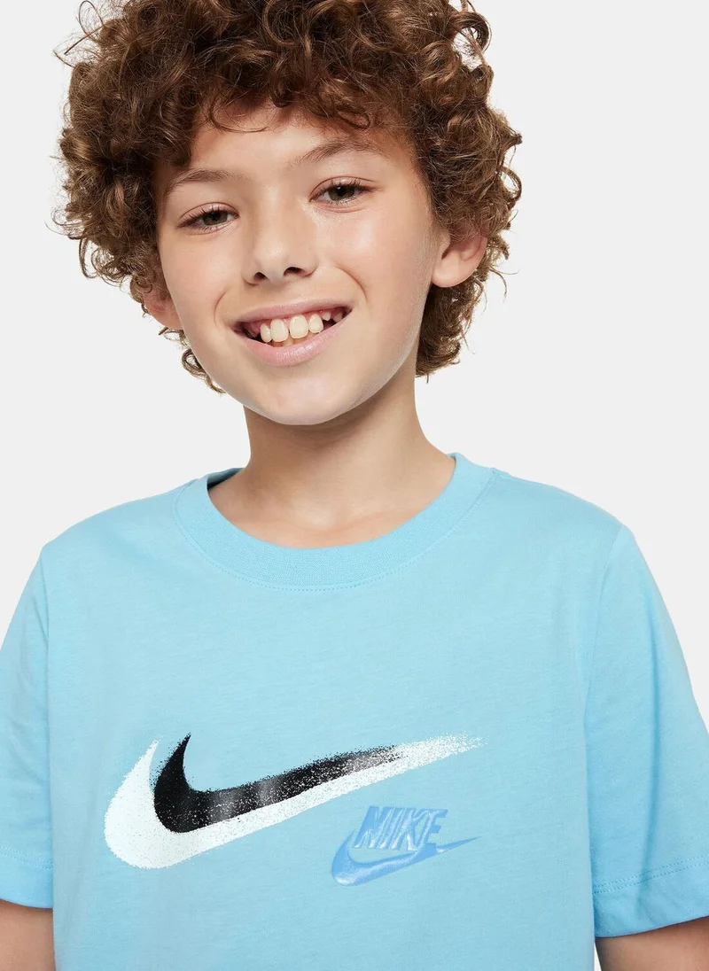 Nike Kids' Sportswear Graphic T-Shirt (Older Kids)