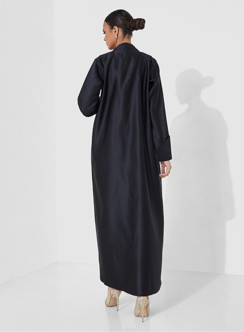 Rosette Abaya Black Blazer-Cut abaya embroidered with stones at the waist  - Image 3