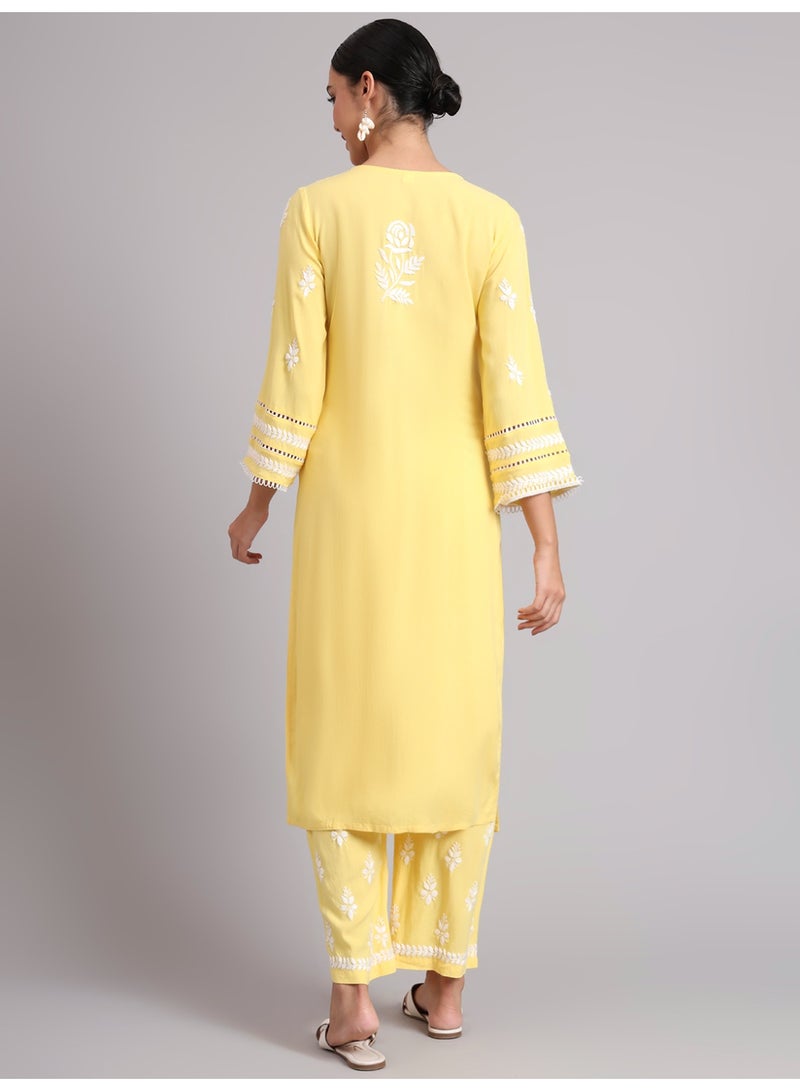 الايا طقم كورتا نسائي مطرز يدويًا من رايون لوكنو تشيكانكاري - Image 2