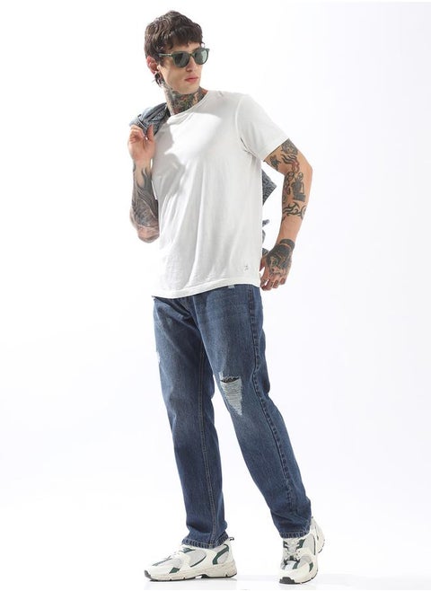 Men Relaxed Straight Fit Mid-Rise Light Fade Distress Knee Cotton Jeans
