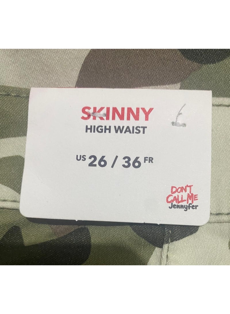 Don't Call Me Jennyfer Women’s Camouflage Cargo Pants - Image 4