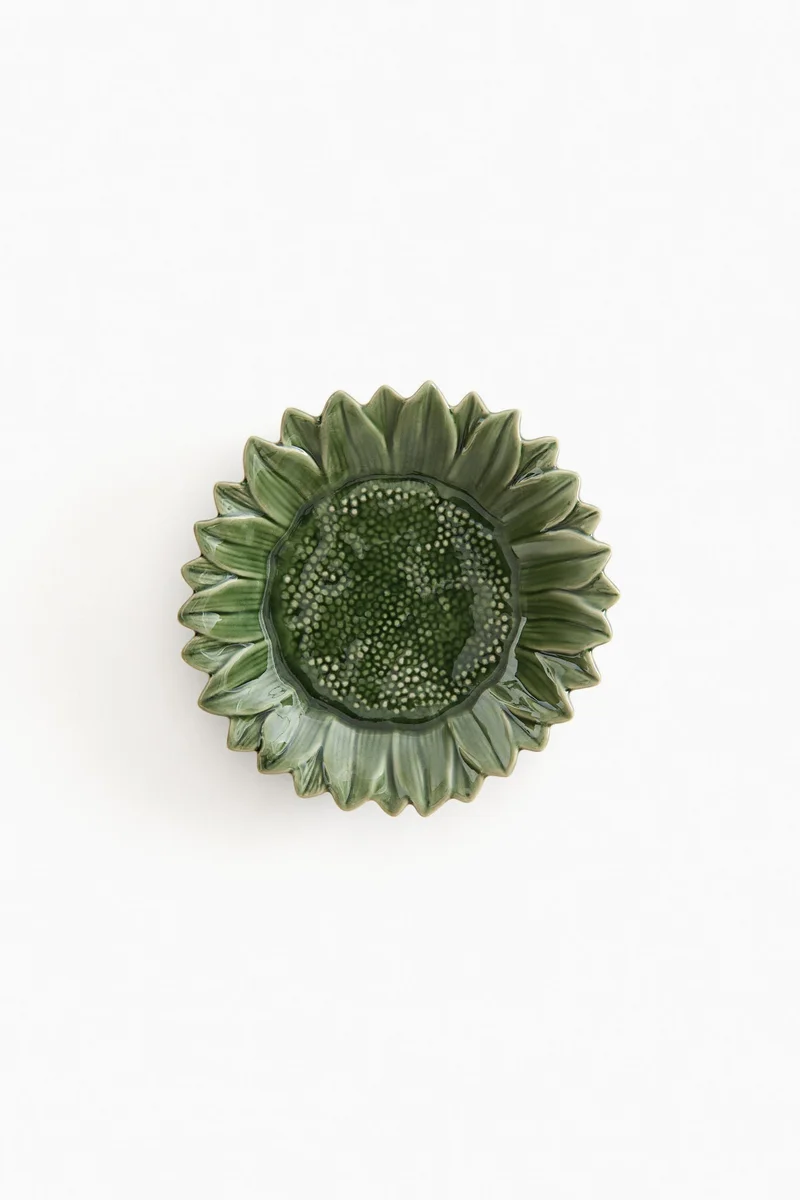 H&M Sunflower-shaped mid plate