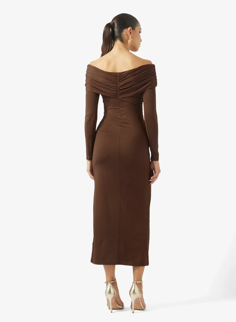 ايلا Off Shoulder Ruched Dress