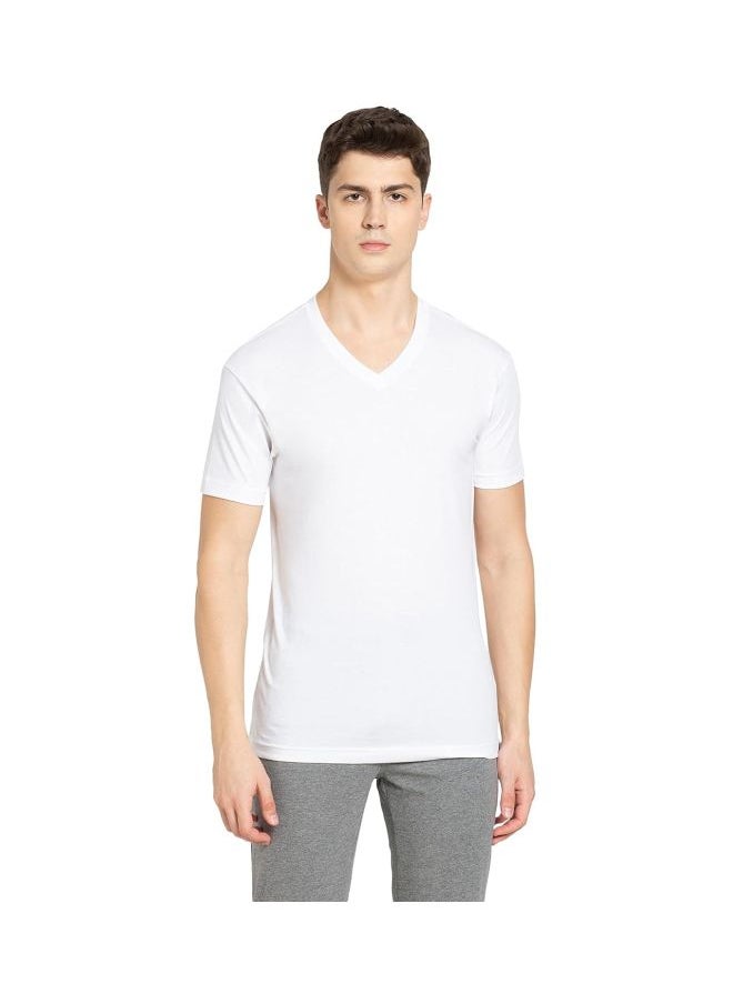 JOCKEY - Jockey 2726 Men Super Combed Cotton Rich Solid V Neck Half Sleeve T Shirt - Image 1