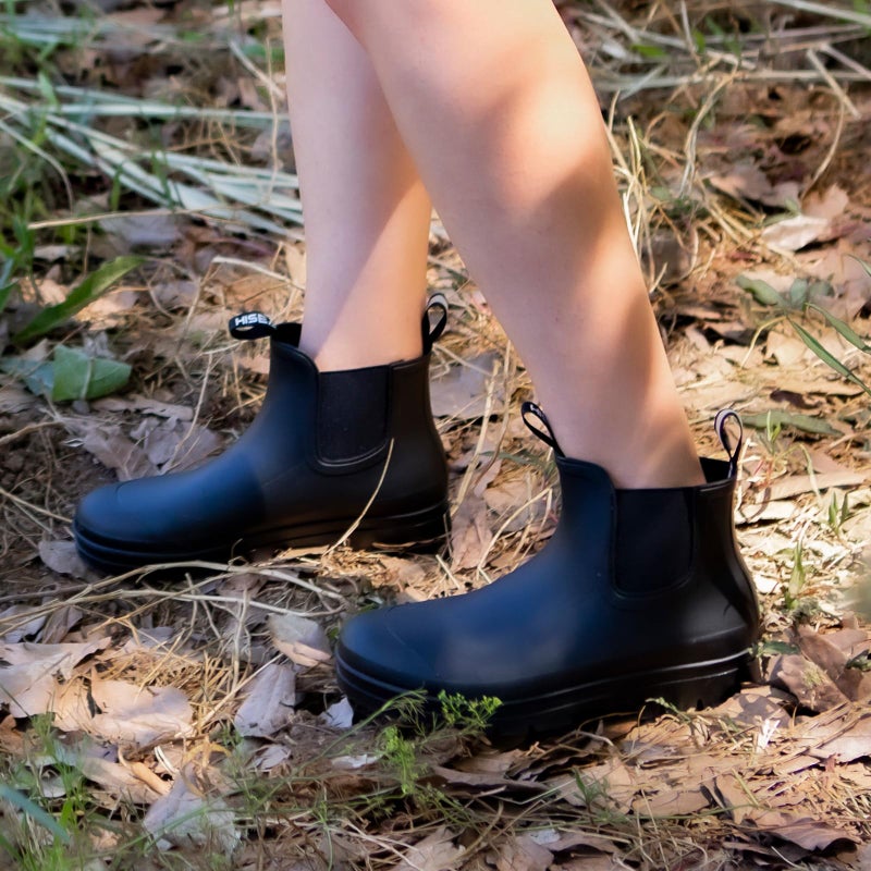 HISEA Women's Short Rain Boots Fashion Waterproof Chelsea Boots Ankle Garden Shoes for Ladies Non Slip Outdoor Work Booties Lightweight Rubber Rainboots with Comfort Insole, Size 8 Black - Image 3