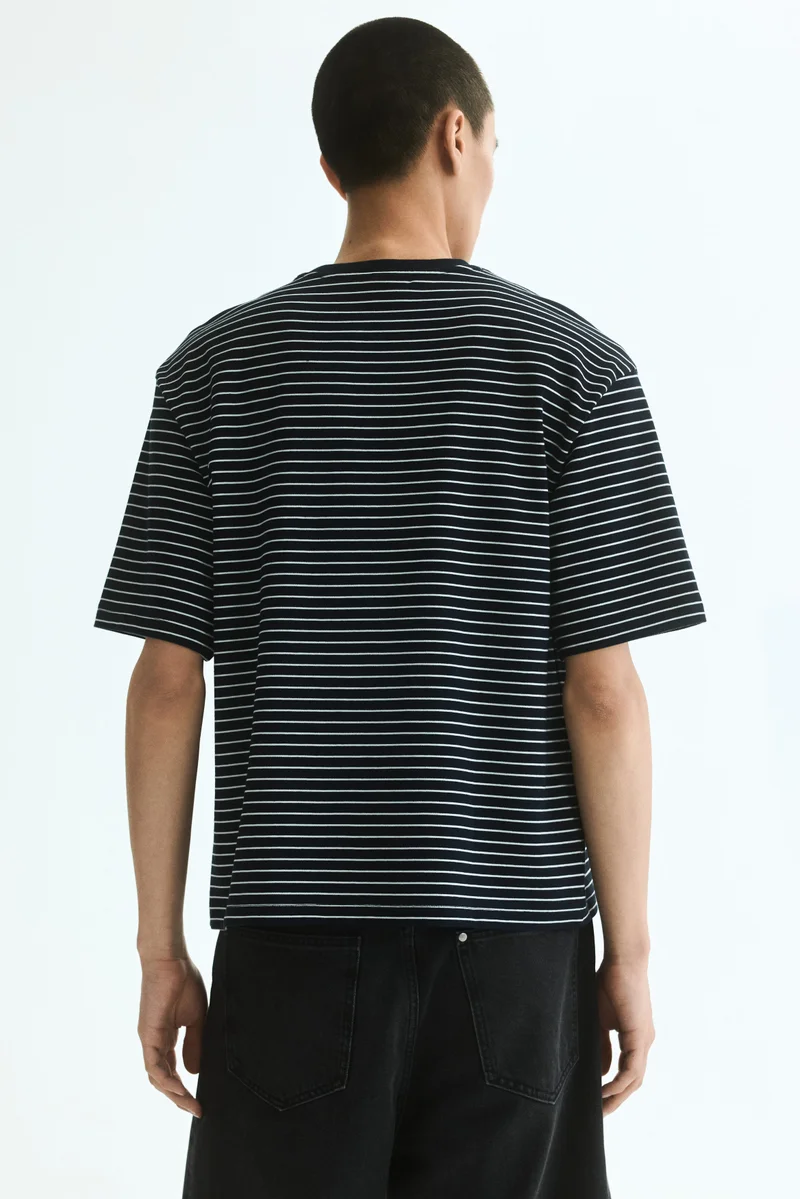 H&M  Relaxed Fit Boxy cotton T-shirt for Men | Best Price UAE