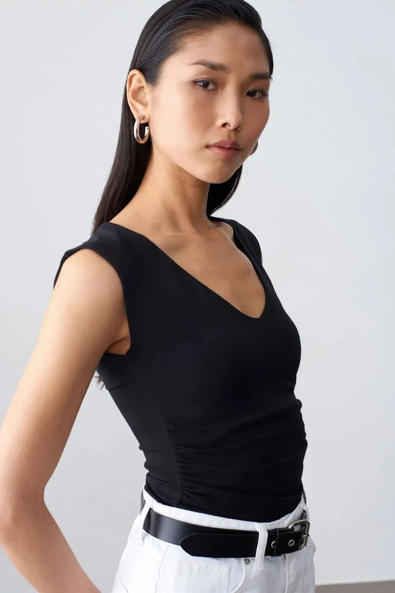 Dilvin DILVIN Sleeveless V-Neck Slim Fit Blouse