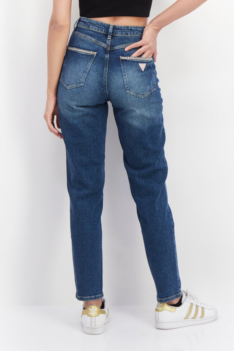 GUESS جينز نسائي بقصة ضيقة وقابل للتمدد، أزرق - Image 3