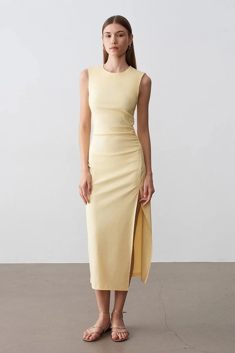 ديلفين DILVIN Fitted Sleeveless Midi Dress With Slit