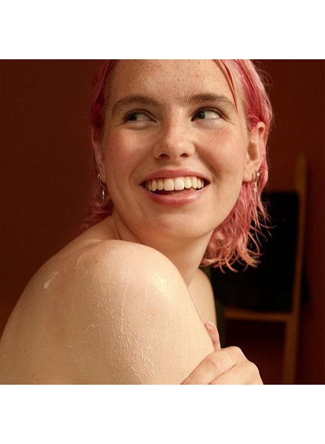 THE BODY SHOP Almond Milk Shower Cream – Hydrating Body Wash for Dry, Sensitive Skin | Vegan, 93% Natural Origin Ingredients with Organic Almond Milk | Gentle Cleanser for Soft, Comforted & Moisturised Skin, 250ml - Image 2