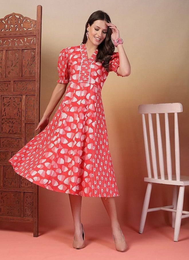 Indibelle Women's Pink Floral Printed Fit and Flare Knee Length Dress - Image 2