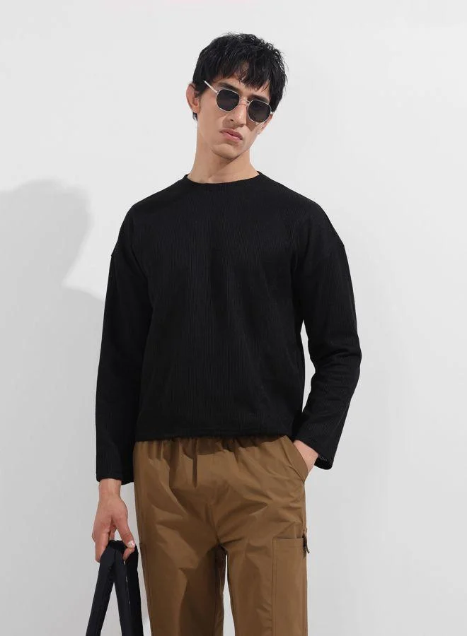 شركة المرآب الهندية Men Boxy Fit Textured Crew Neck Full Sleeves T-Shirt